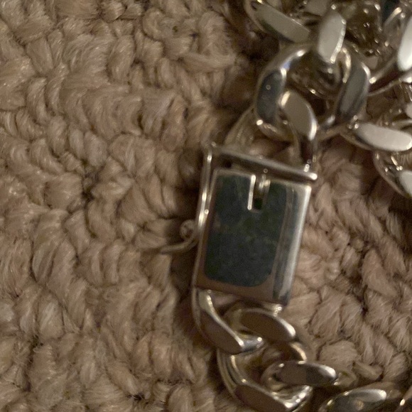 925 Sterling silver bracelet. Measures 7 3/4 inches. Heavy weight. - Picture 4 of 4